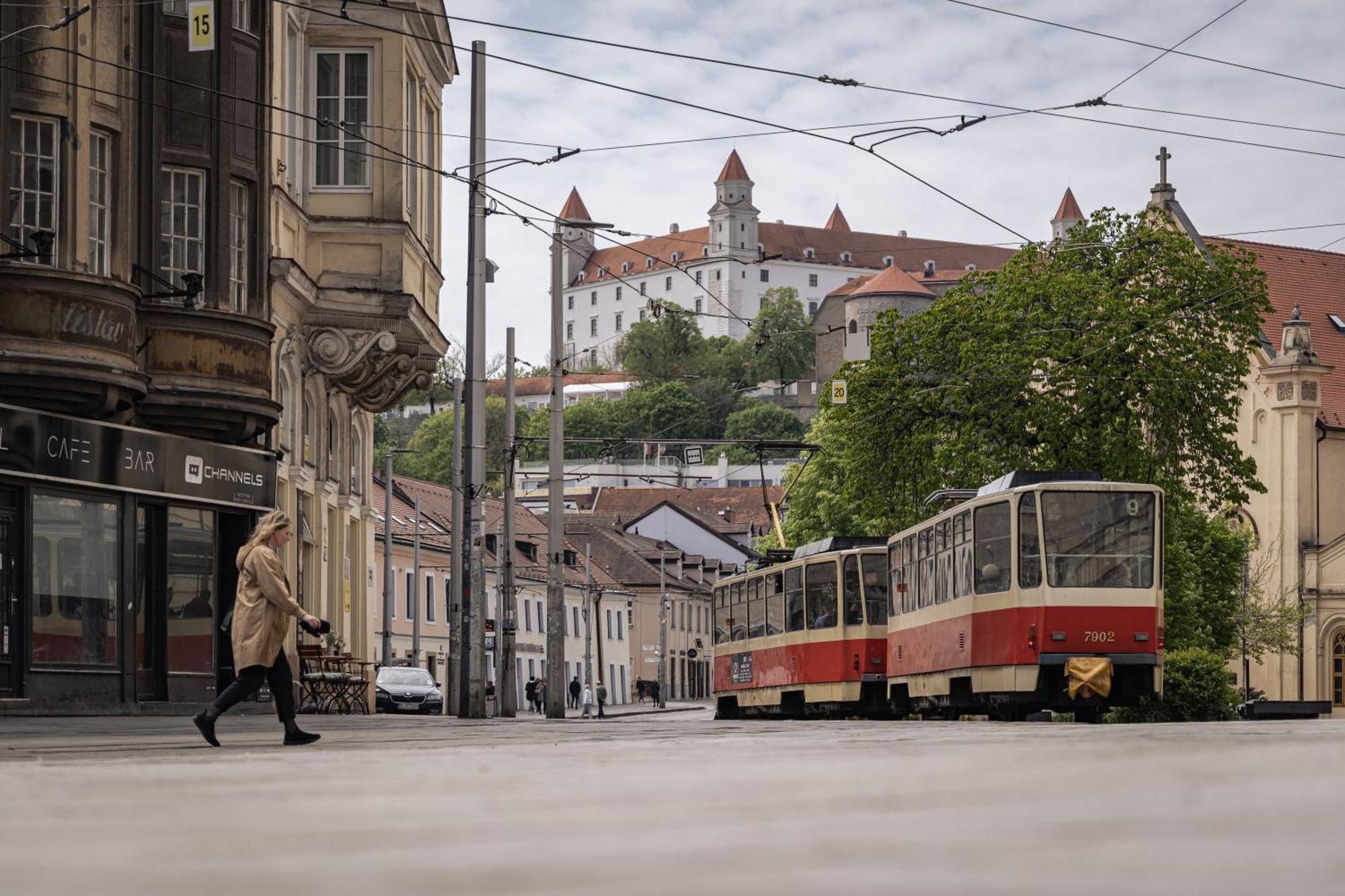 Luxurious And Royal Apartment In The Old Town Bratislava Exterior photo